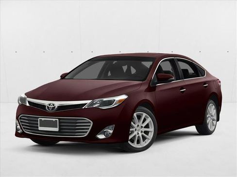 Used 2013 Toyota Avalon XLE Premium w/ Preferred Accessory Package FWD image 1