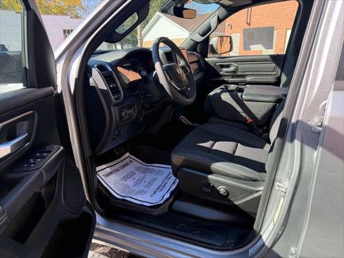 Certified 2025 RAM 1500 Big Horn image 6