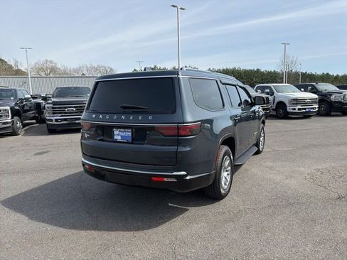 Used 2023 Jeep Wagoneer 2WD image 7