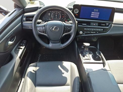 Used 2023 Lexus ES 250 w/ Premium Package AWD/4WD image 12