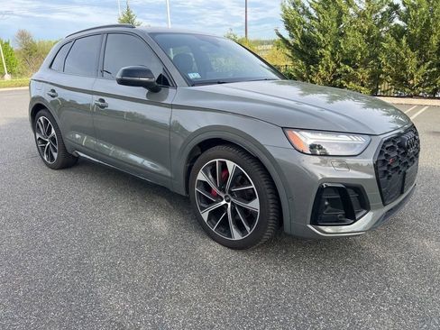Used 2023 Audi SQ5 Prestige w/ Prestige Package AWD/4WD image 3