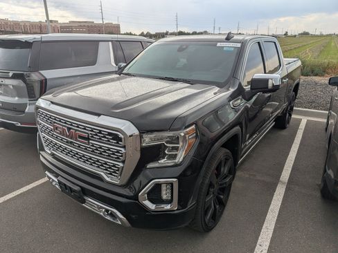 Used 2019 GMC Sierra 1500 Denali w/ Denali Ultimate Package AWD/4WD image 7