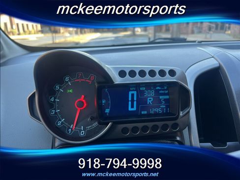 Used 2015 Chevrolet Sonic LT image 16