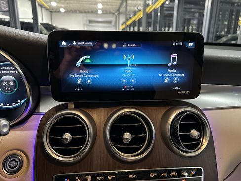 Certified 2022 Mercedes-Benz GLC 300 4MATIC image 19