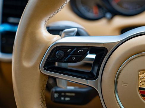 Used 2015 Porsche Cayenne S w/ Premium Plus Package image 22