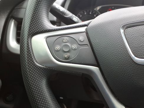 Used 2022 GMC Terrain SLE w/ Driver Convenience Package AWD/4WD image 23
