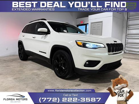 Used 2019 Jeep Cherokee Latitude Plus FWD image 3