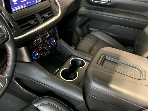 Used 2021 Chevrolet Tahoe RST w/ Luxury Package image 17