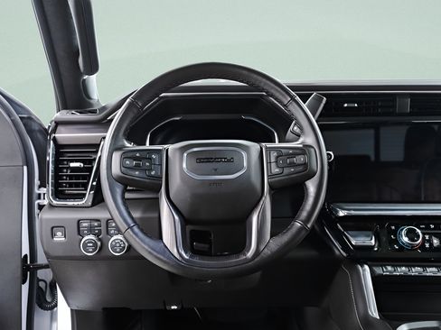 Used 2025 GMC Sierra 2500 Denali Ultimate AWD/4WD image 9