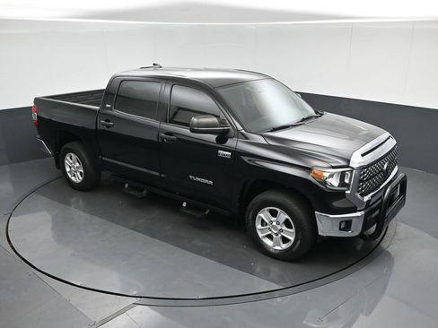 Used 2020 Toyota Tundra SR5 w/ SR5 Upgrade Package image 51