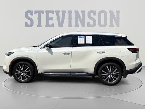 Used 2024 INFINITI QX60 Sensory w/ Vision Package AWD/4WD image 2