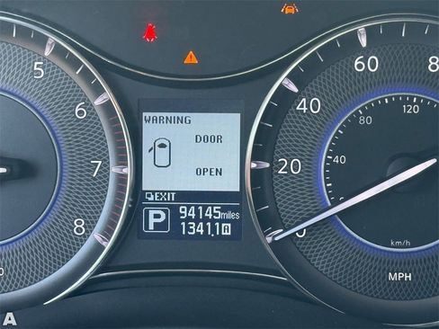 Used 2019 INFINITI QX80 Luxe w/ 22" Wheel Package image 18