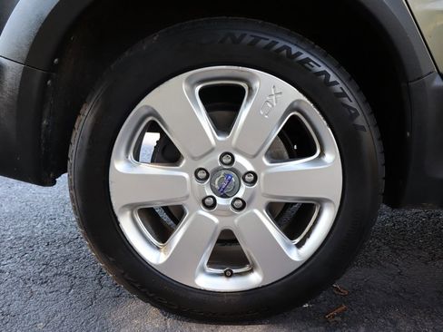 Used 2009 Volvo XC70 T6 image 42