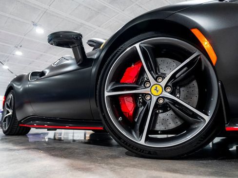 Used 2025 Ferrari 296 GTS RWD image 17