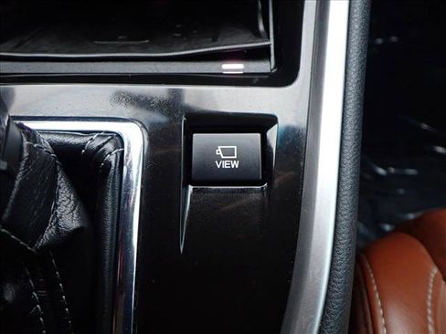 Used 2020 Subaru Outback Touring XT image 22