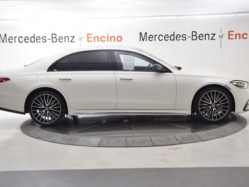 Certified 2023 Mercedes-Benz S 580 4MATIC Sedan image 7