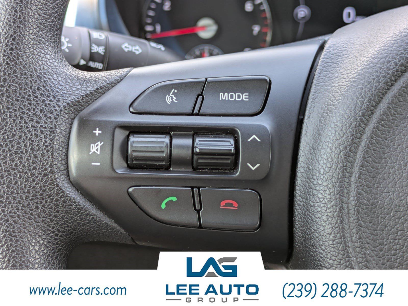 Used 2016 Kia Sorento LX AWD/4WD image 19