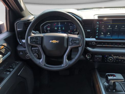 Used 2026 Chevrolet Silverado 1500 High Country w/ High Country Premium Package AWD/4WD image 17