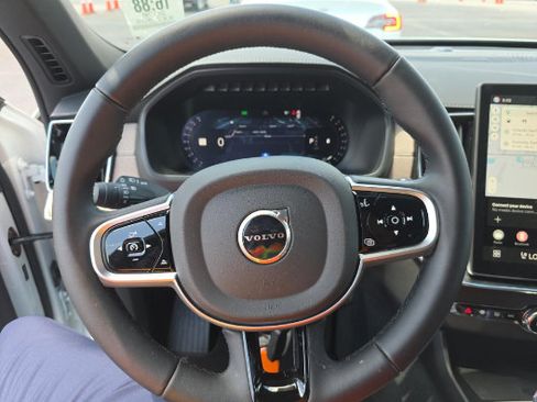 Used 2026 Volvo XC90 B6 Plus AWD/4WD image 7