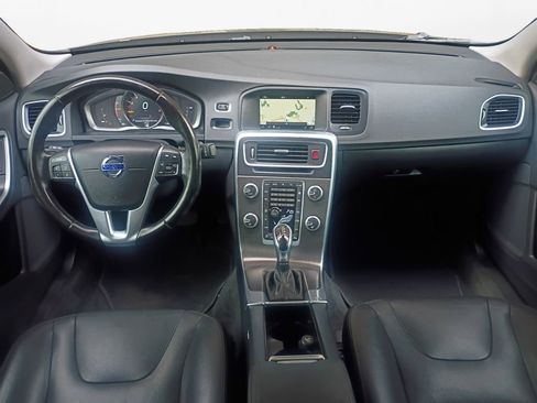 Used 2016 Volvo S60 T5 Premier image 20