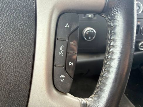 Used 2011 Chevrolet Silverado 1500 LT w/ All-Star Edition AWD/4WD image 11