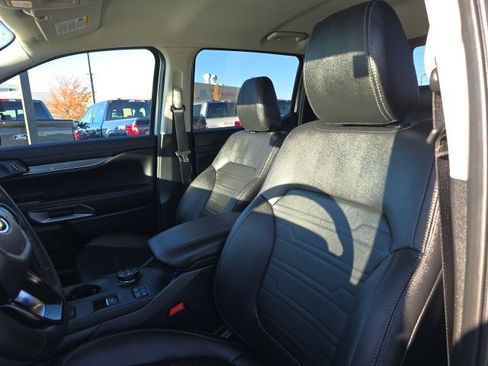 Used 2024 Ford Ranger Lariat w/ Advanced Towing Package image 13