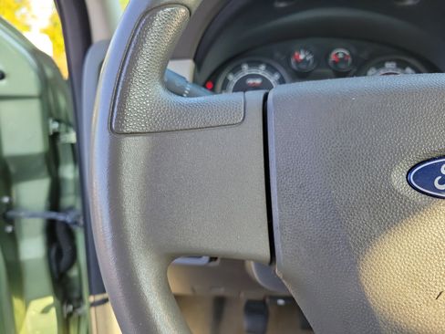 Used 2008 Ford Focus S image 22