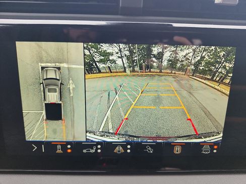 New 2026 GMC Sierra 1500 AT4 w/ AT4 Premium Package image 18