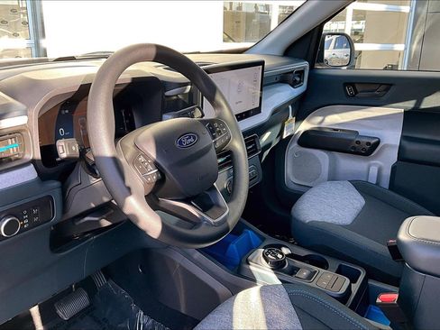 Used 2025 Ford Maverick XLT w/ Equipment Group 302A image 14