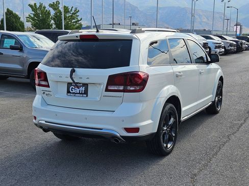 Used 2018 Dodge Journey Crossroad w/ Popular Equipment Group AWD/4WD image 3