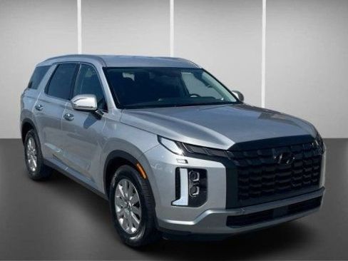 Used 2024 Hyundai Palisade SEL image 2