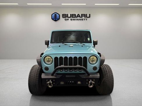 Used 2017 Jeep Wrangler Unlimited Sport w/ Connectivity Group AWD/4WD image 8