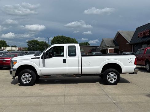 Used 2016 Ford F250 XL w/ XL Appearance Package AWD/4WD image 3
