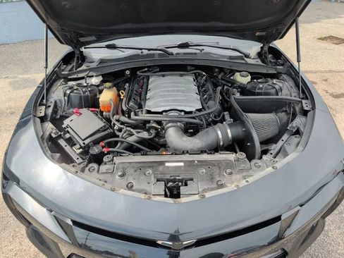 Used 2016 Chevrolet Camaro SS RWD image 14