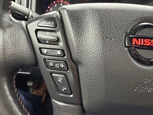 Used 2020 Nissan Titan PRO-4X w/ Pro-4x Convenience Package AWD/4WD image 28