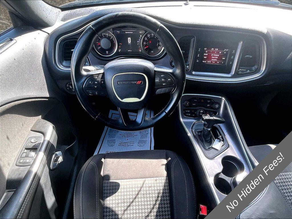 Used 2017 Dodge Challenger R/T RWD image 5