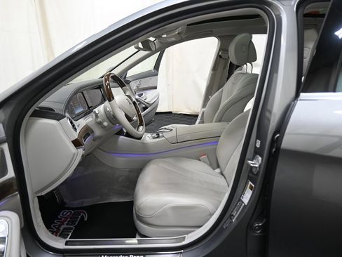 Used 2015 Mercedes-Benz S 550 Sedan image 7