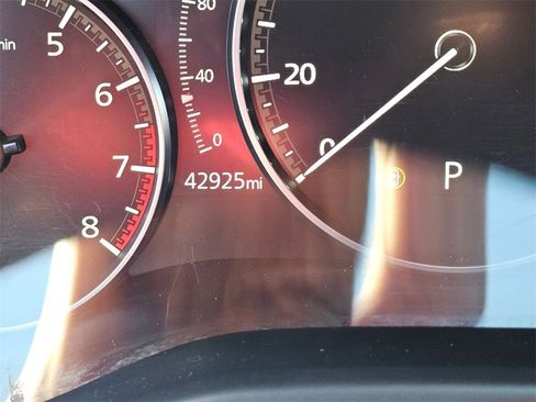 Used 2024 MAZDA MAZDA3 s image 35