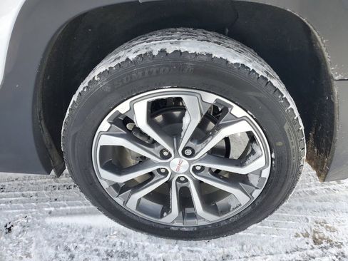 Used 2021 GMC Terrain SLT image 31