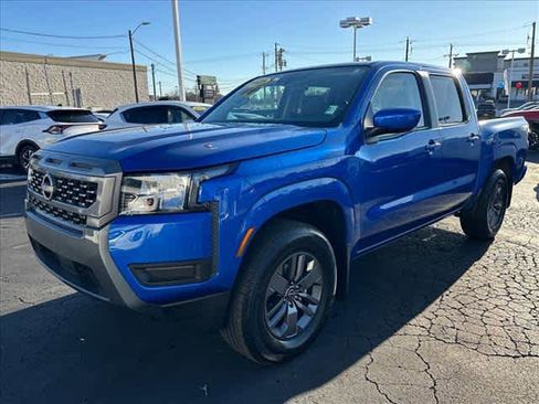 Certified 2025 Nissan Frontier SV image 7