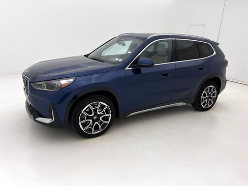 Certified 2025 BMW X1 xDrive28i w/ Technology Package image 5