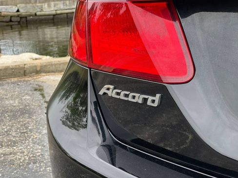 Used 2014 Honda Accord LX image 9