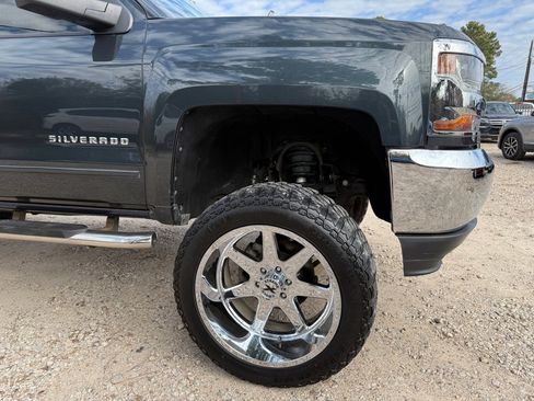 Used 2018 Chevrolet Silverado 1500 LT image 12