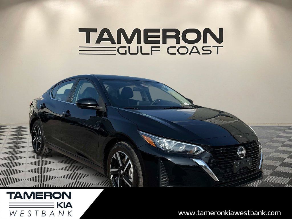 Used 2024 Nissan Sentra SV FWD image 1