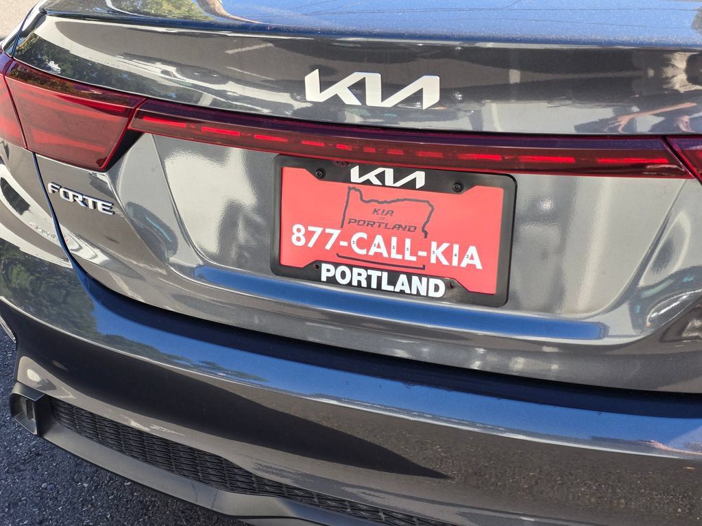 Used 2024 Kia Forte LXS FWD image 13