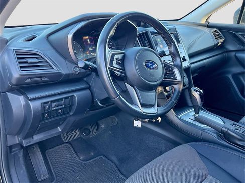 Used 2019 Subaru Crosstrek 2.0i Premium w/ Eyesight System image 9