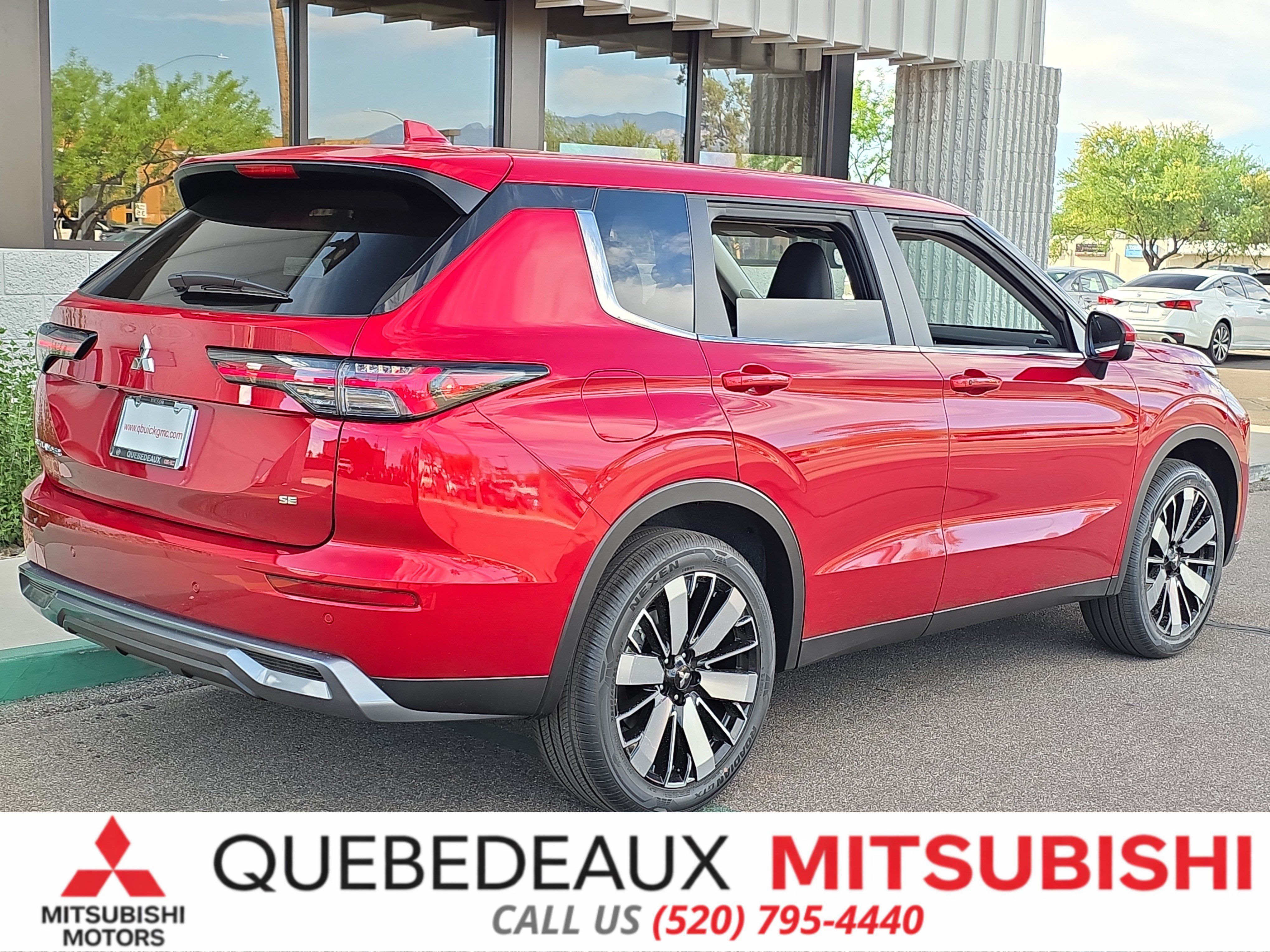 New 2026 Mitsubishi Outlander SE FWD image 7