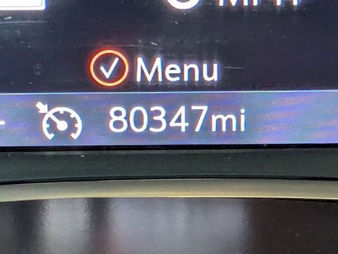 Used 2019 Chevrolet Equinox LT w/ Sun & Navigation Package image 20