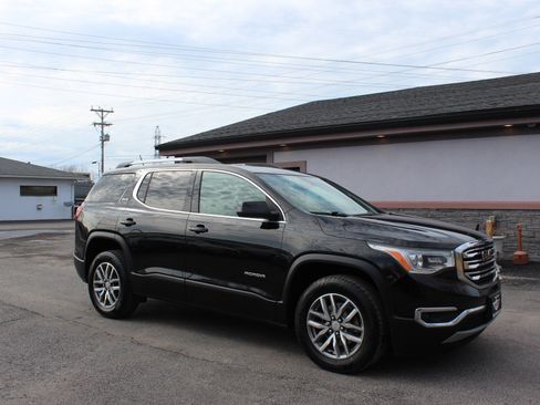 Used 2018 GMC Acadia SLE w/ Driver Alert Package I image 2
