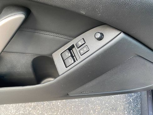 Used 2012 INFINITI G37 x Coupe w/ Premium Pkg AWD/4WD image 12